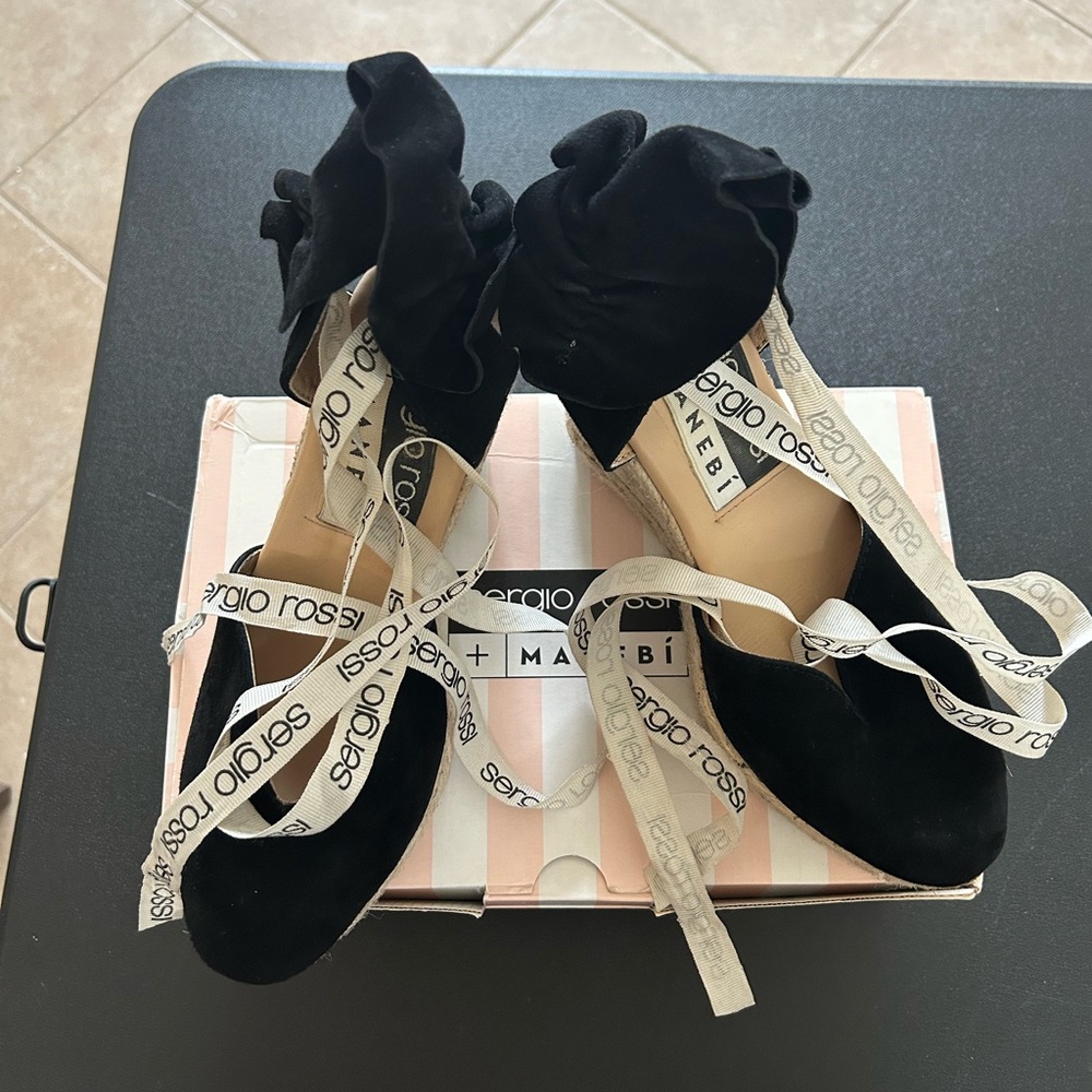 Sergio Rossi/Manebi Black Espradilles Elegant Design